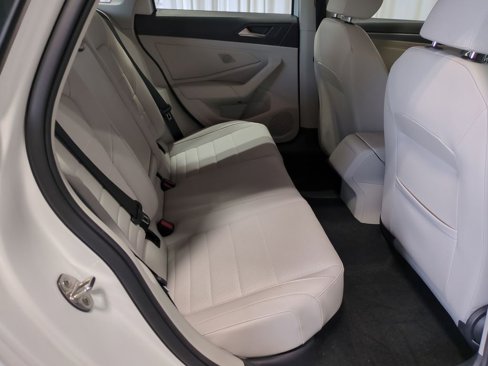 Used 2023 Volkswagen Jetta SE image 22