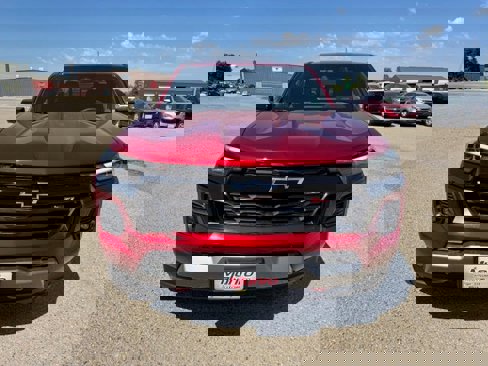 New 2026 Chevrolet Colorado Z71 w/ Technology Package image 2