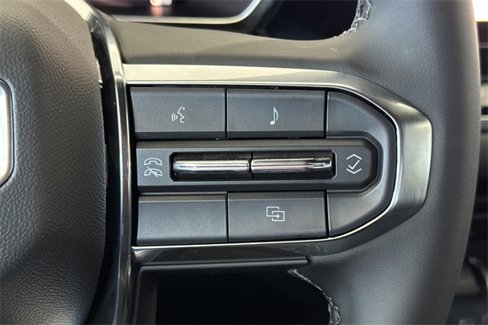 New 2025 GMC Canyon Elevation w/ Convenience Package image 28