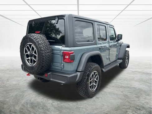 New 2025 Jeep Wrangler Unlimited Rubicon w/ Technology Group image 4