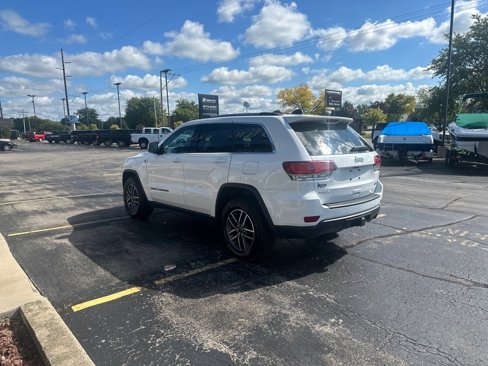 Used 2020 Jeep Grand Cherokee Laredo w/ Quick Order Package 2BN North image 3