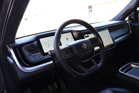 Used 2022 Rivian R1S Launch Edition image 17