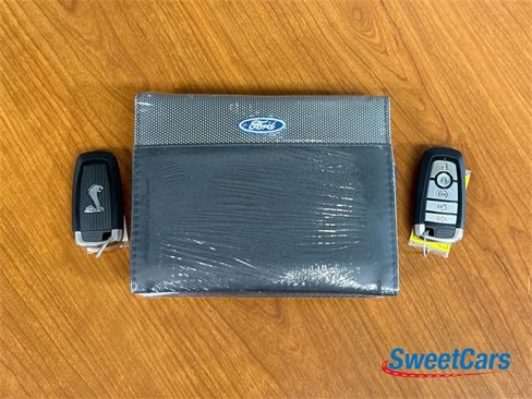 Used 2022 Ford Mustang Shelby GT500 w/ Technology Package image 47