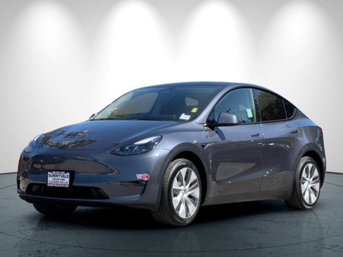 Used 2023 Tesla Model Y Long Range image 8