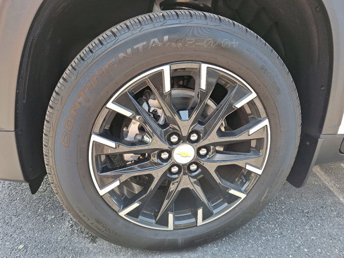 New 2026 Chevrolet Traverse LT w/ Sun and Wheel Package image 4