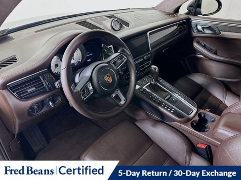 Used 2020 Porsche Macan Turbo image 10
