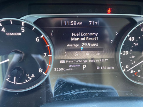 Used 2023 Nissan Rogue SV image 34