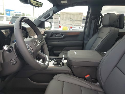 New 2026 GMC Yukon Denali w/ Denali Reserve Package image 16