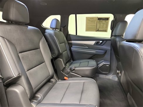 Used 2025 Buick Enclave Preferred image 28
