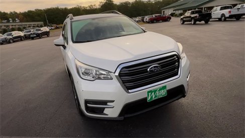 Used 2019 Subaru Ascent Premium image 3