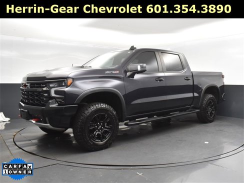 Used 2023 Chevrolet Silverado 1500 ZR2 w/ Technology Package image 4