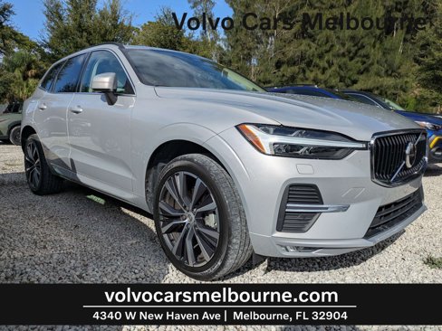 Used 2022 Volvo XC60 B5 Momentum w/ Climate Package image 1