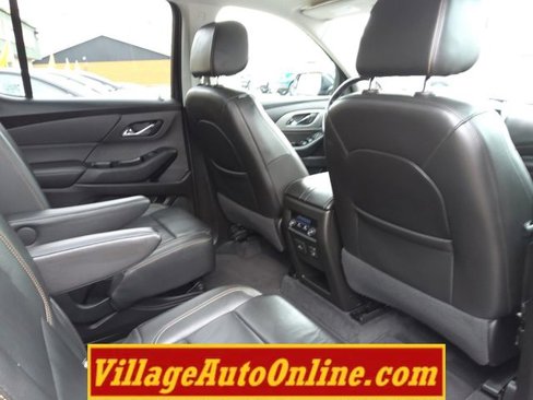 Used 2020 Chevrolet Traverse LT w/ LT Premium Package image 38
