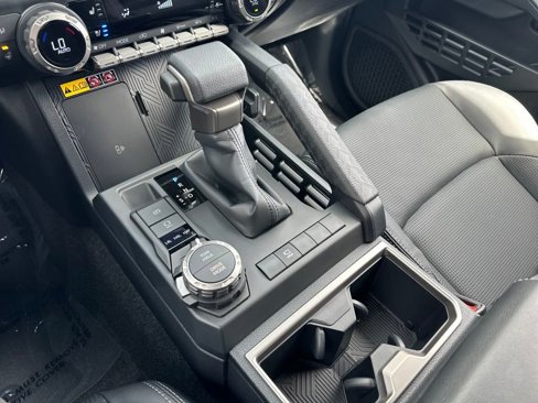 Certified 2025 Toyota 4Runner Limited image 23
