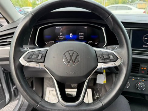 Used 2024 Volkswagen Jetta S image 12