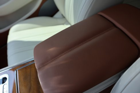 Used 2024 Bentley Continental GT image 48