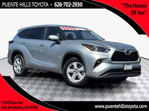 Certified 2024 Toyota Highlander LE image 1