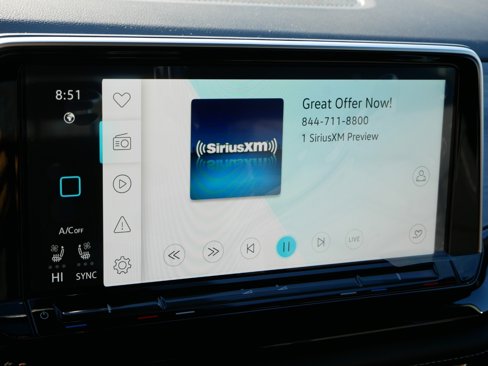 New 2025 Volkswagen Atlas Cross Sport SE image 11