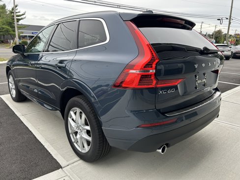 Used 2021 Volvo XC60 T5 Momentum w/ Premium Package image 29