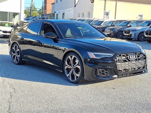 Used 2025 Audi S6 Premium Plus image 3