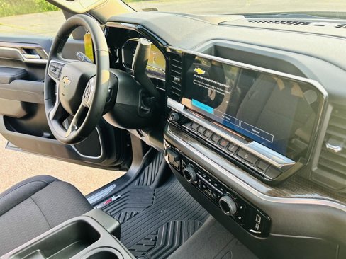 New 2025 Chevrolet Silverado 1500 LT w/ Z71 Off-Road Package image 40