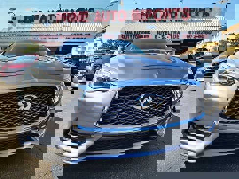 Used 2017 INFINITI Q60 3.0t w/ Cargo Package image 21