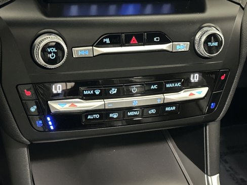 Used 2020 Ford Explorer ST w/ ST Street Pack image 21