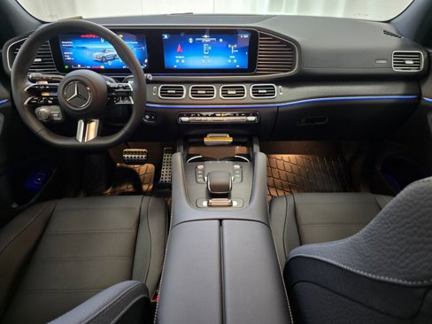 New 2025 Mercedes-Benz GLS 450 4MATIC image 17