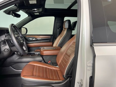 Used 2024 GMC Yukon Denali Ultimate image 25