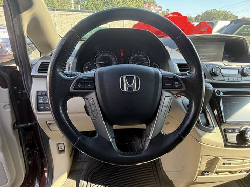 Used 2016 Honda Odyssey Touring Elite image 12