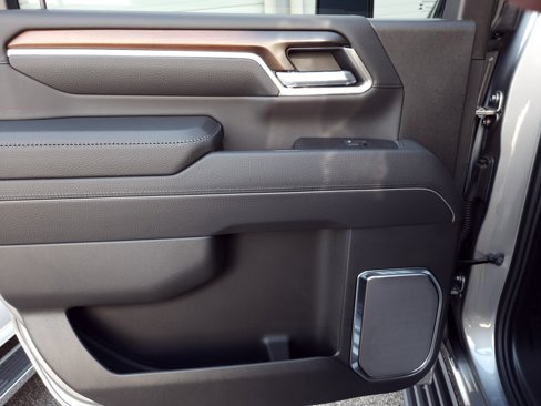 New 2025 GMC Sierra 2500 Denali w/ Denali Reserve Package image 32