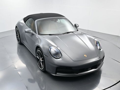 Certified 2025 Porsche 911 Carrera image 32