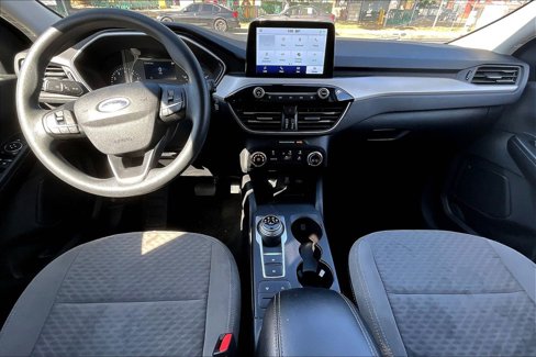 Used 2022 Ford Escape SE w/ SE Sport Appearance Package image 15
