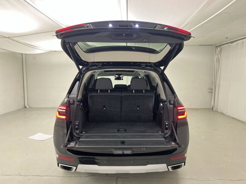 Certified 2023 BMW X7 xDrive40i w/ Premium Package image 27