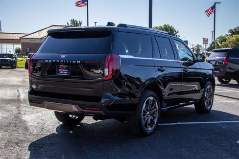 New 2025 Ford Expedition King Ranch image 12