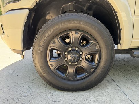 Used 2018 RAM 2500 Laramie w/ Sport Appearance Group image 7