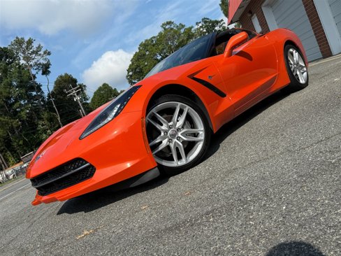 Used 2019 Chevrolet Corvette Stingray Coupe w/ 1LT image 7