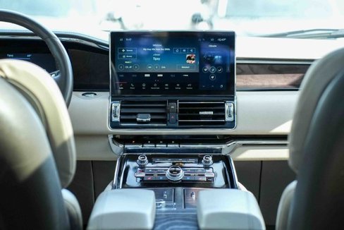 Used 2023 Lincoln Navigator Reserve w/ Equipment Group 201A image 14
