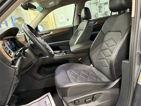 Certified 2024 Volkswagen Atlas SE image 22