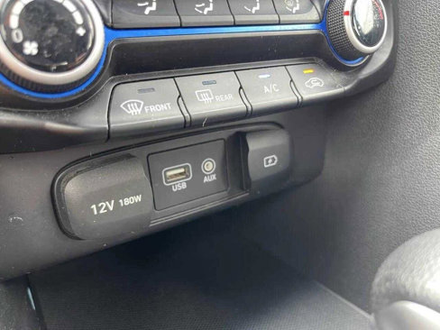 Used 2019 Hyundai Veloster 2.0 image 15