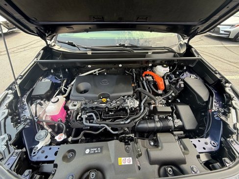 Used 2024 Toyota RAV4 XLE Premium image 12