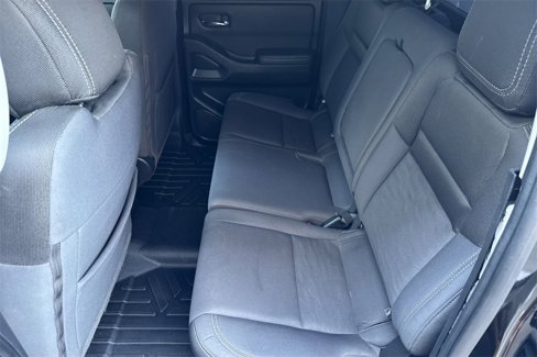 Used 2022 Nissan Frontier SV w/ Technology Package image 17