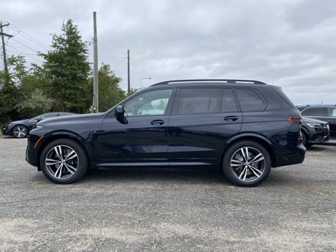 New 2026 BMW X7 M60i w/ Climate Comfort Package image 7