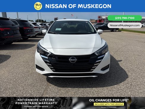 New 2025 Nissan Versa SV w/ Trunk Package image 2