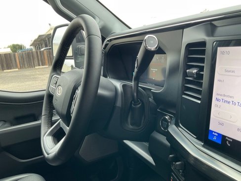Used 2025 Ford F350 Lariat w/ Black Appearance Package image 34