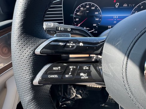 New 2026 Mercedes-Benz GLS 450 4MATIC image 9