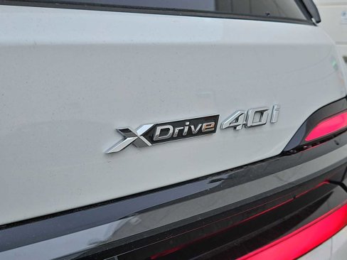 New 2026 BMW X6 M60i image 13