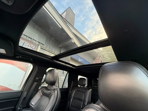 Used 2021 Lincoln Navigator Reserve image 26