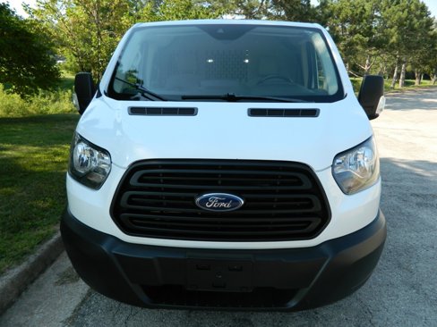 Used 2019 Ford Transit 250 130 Low Roof image 2