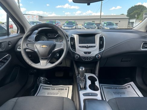 Used 2017 Chevrolet Cruze LS image 8